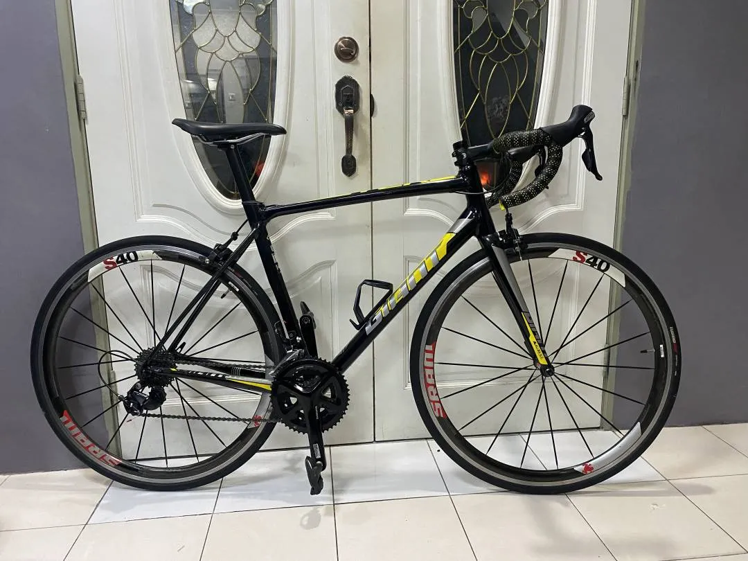 Giant TCR SLR 2 Road Bike