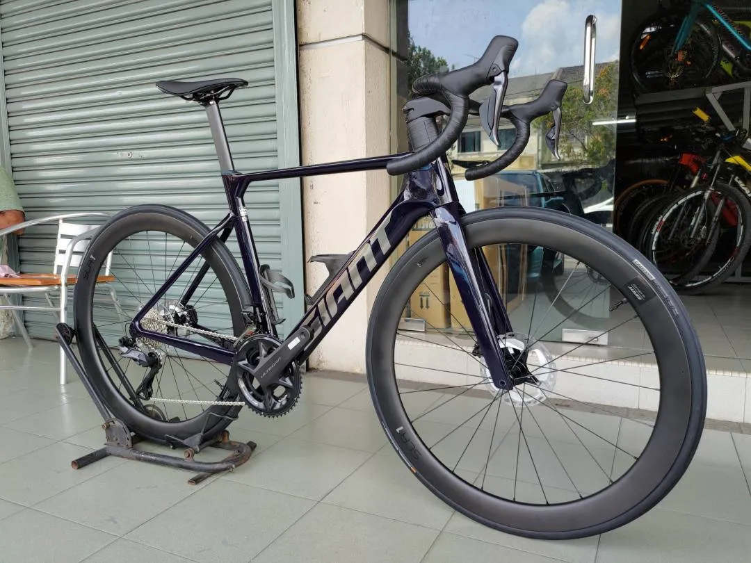 Giant Propel advanced pro disc 2023