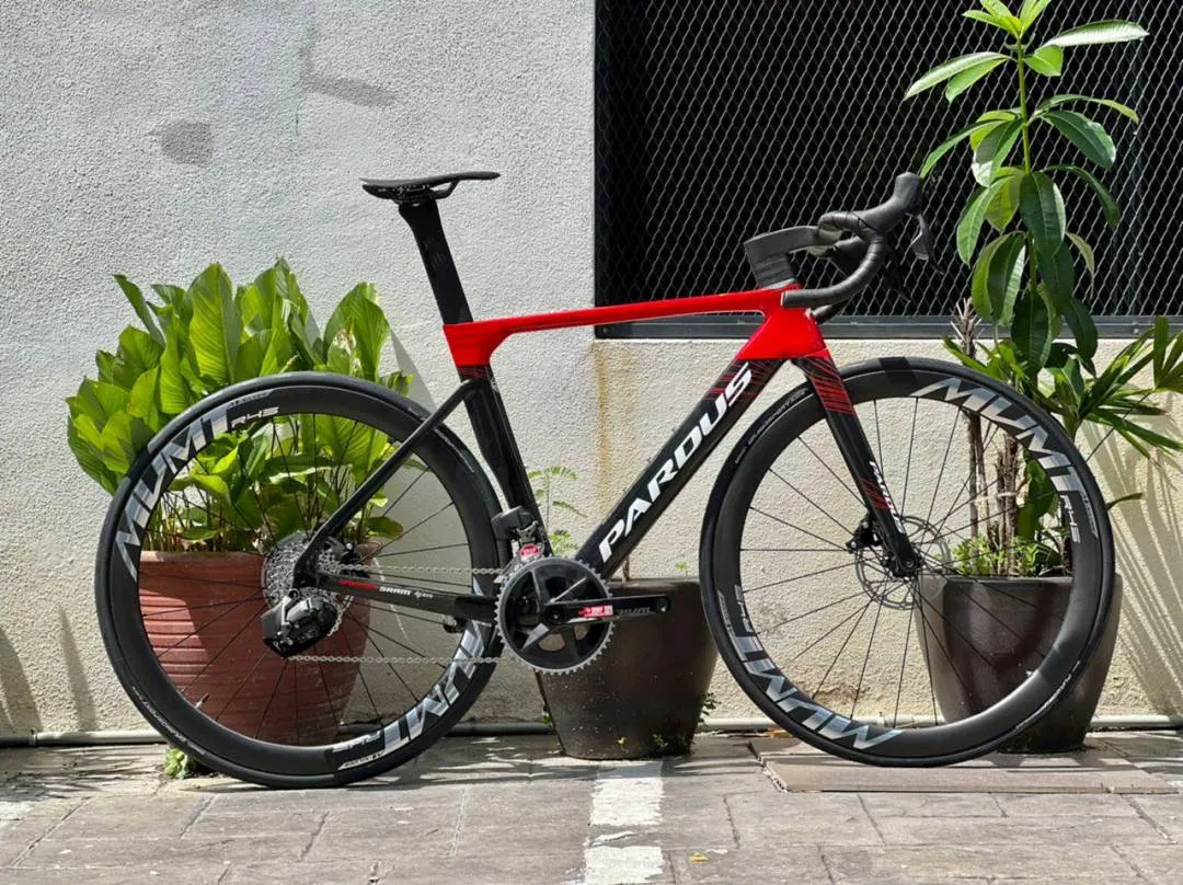PARDUS SPARK EVO DISC BRAKE ROAD BIKE / COMPLETE BIKE