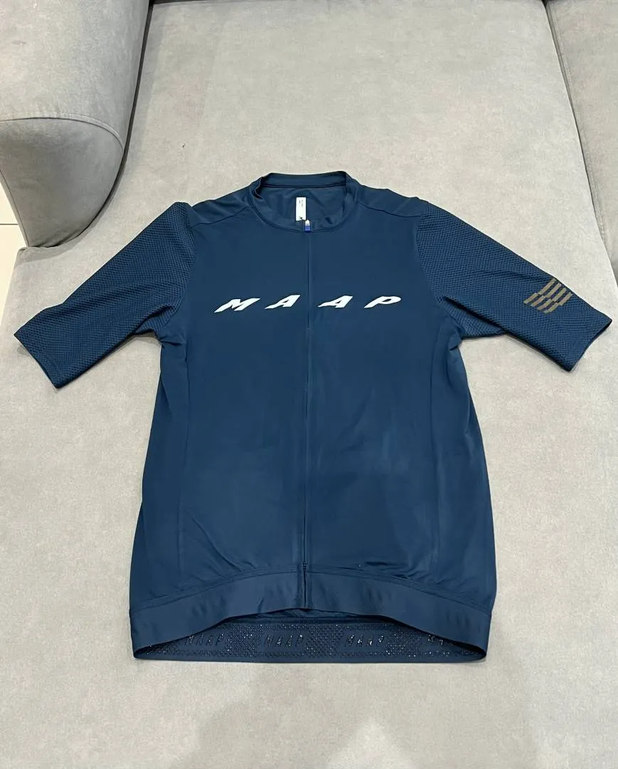 [SOLD] Used Maap Evade Pro Base Jersey - L