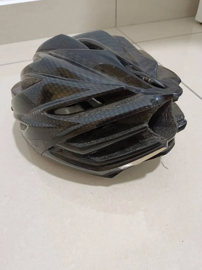 MET HELMET
