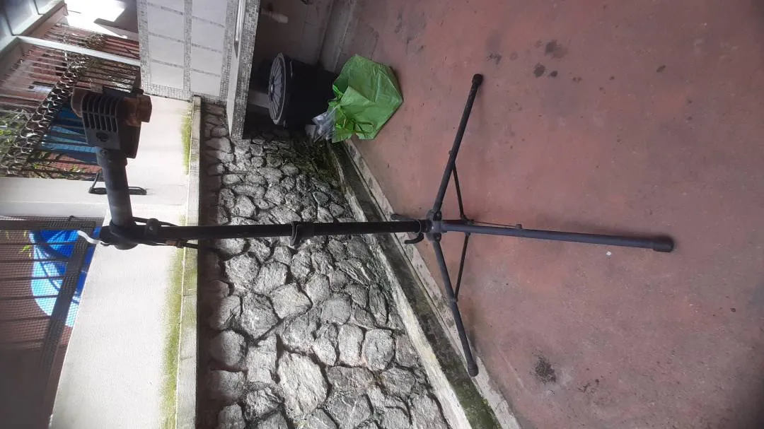 No name Bike stand. Working condition. Used.