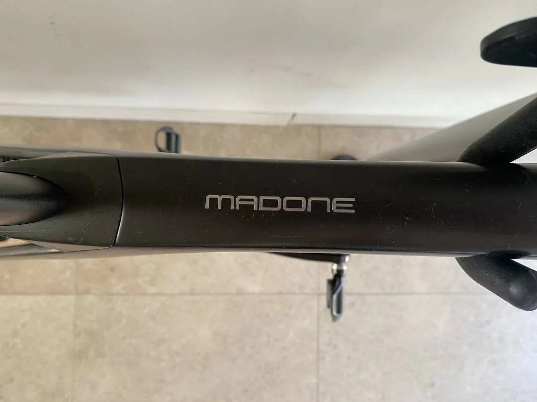 Trek Madone SLR9 58cm