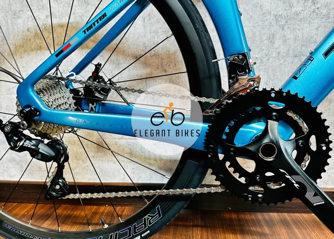 NEW TWITTER R10 DISC SHIMANO 105 R7000 AERO CARBON FRAME