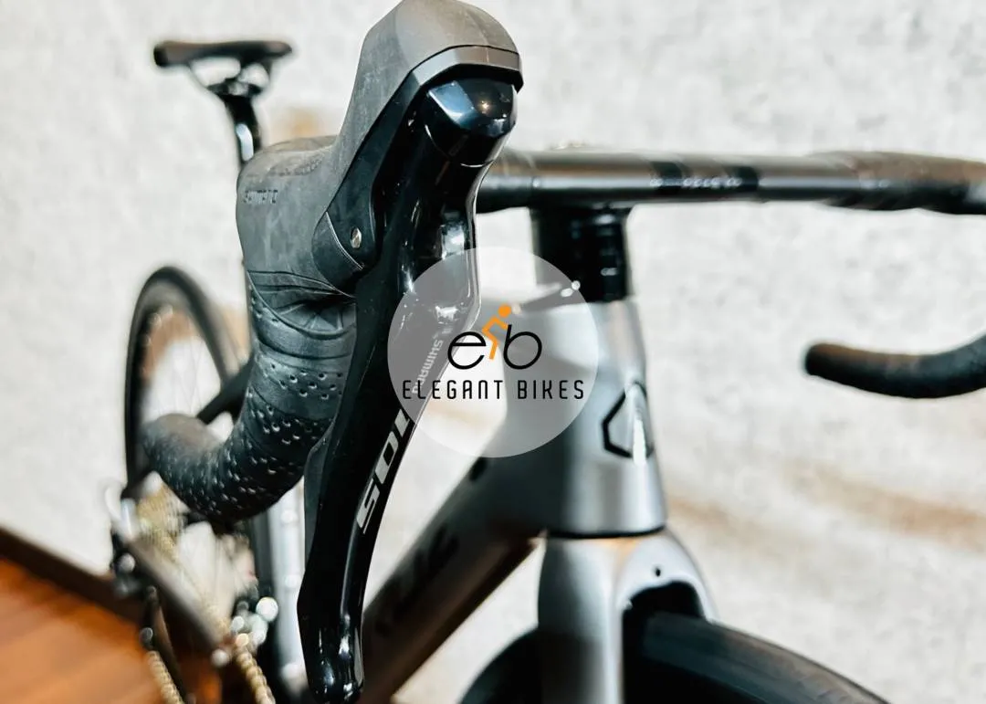 AEROZ TWITTER 3.0 CARBON DISC VERSION SHIMANO 105 R7000 JAVA ALCOTT CAMP RALEIGH