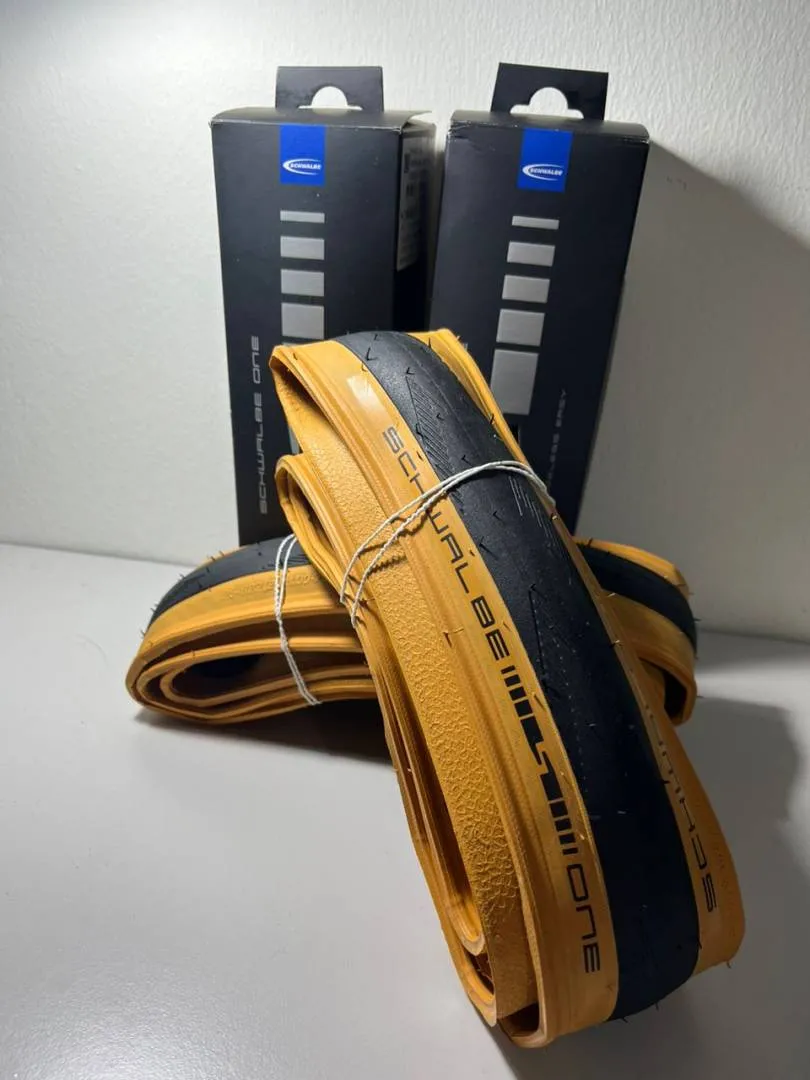 Schwalbe One Tubeless Ready Tyre 700x25c Classic Skin