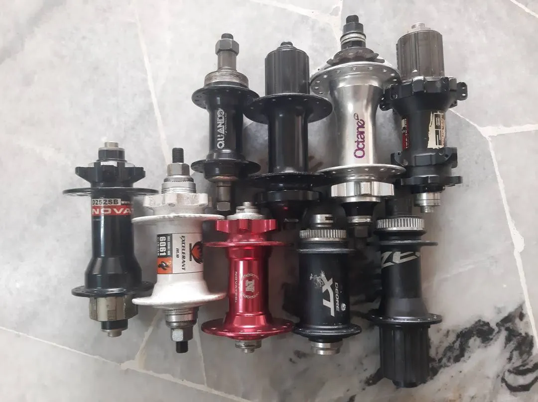Various random hubs