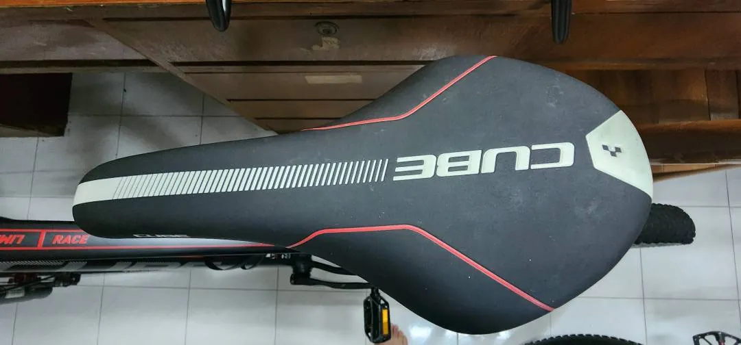 CUBE RACE LTD 16" BLACKLINE 27.5" M8000 XT 2 x 11SP
