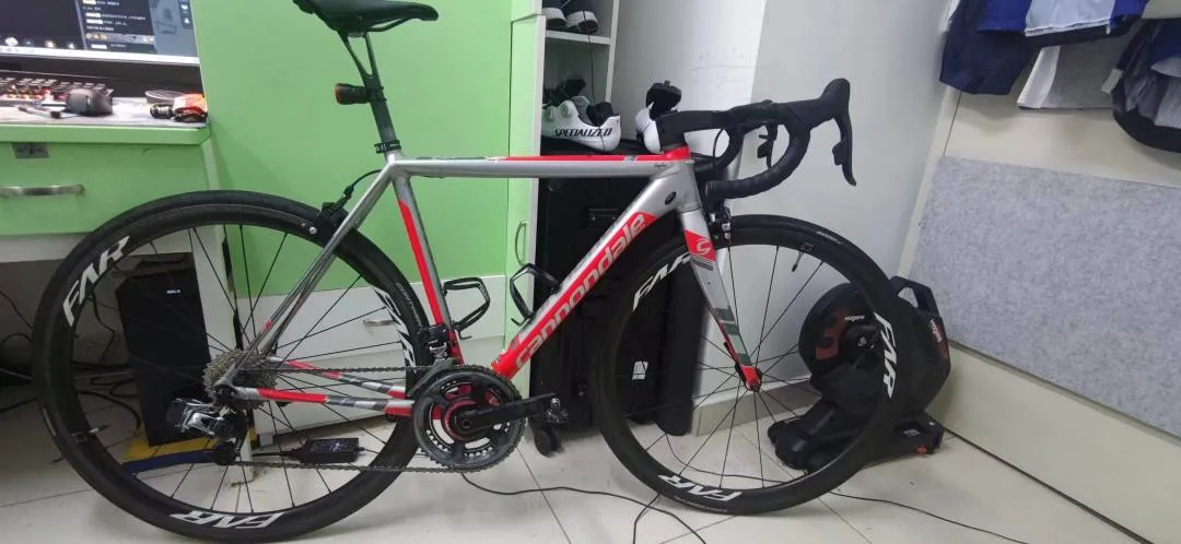 Cannondale caad 10 full bike 52cm sram red etap