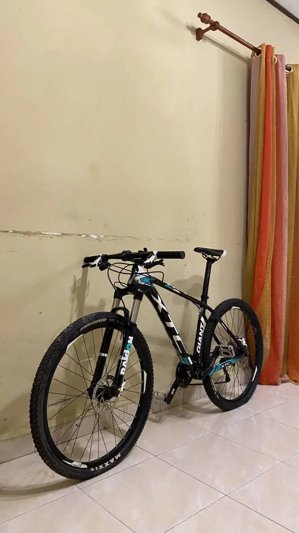 Nego till letgo : GIANT XTC 27.5