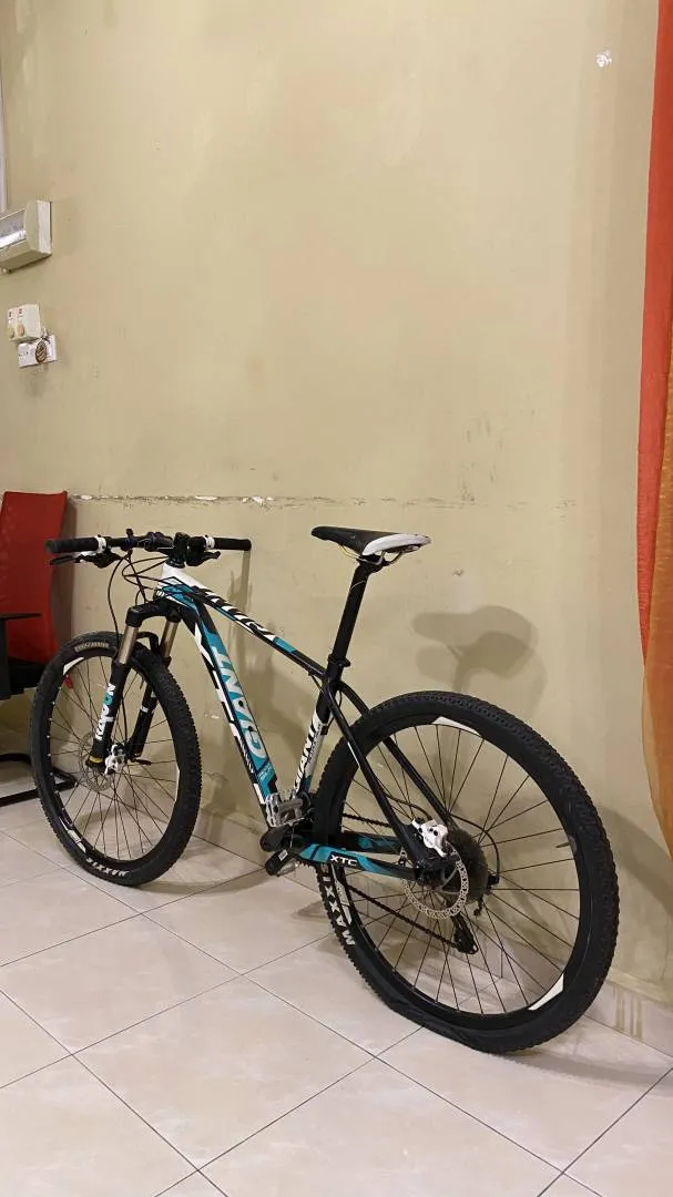Nego till letgo : GIANT XTC 27.5