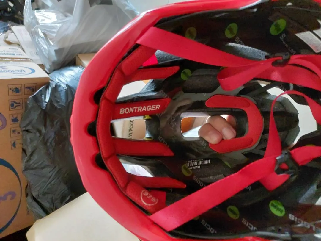 Trek Bontrager Velocis mips helmet