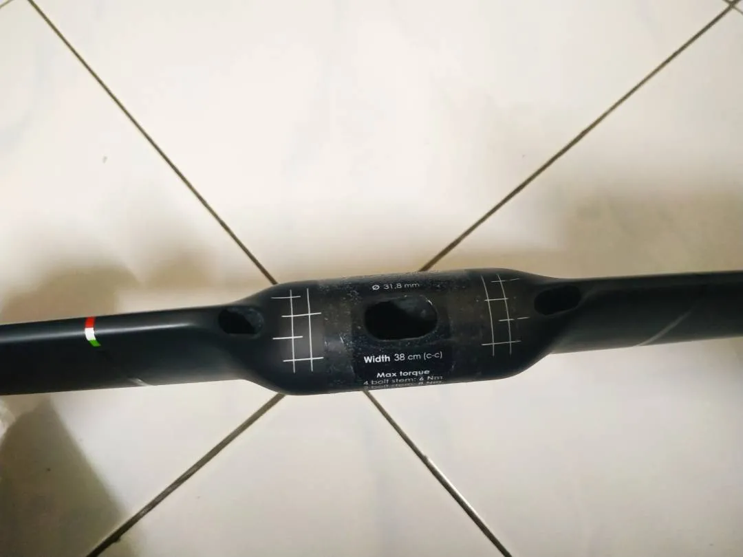 3T Aeroflux LTD Stealth Carbon Handlebar Dropbar