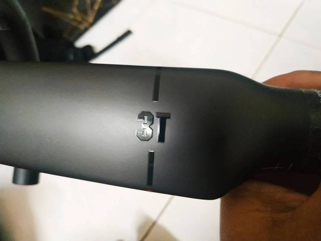 3T Aeroflux LTD Stealth Carbon Handlebar Dropbar