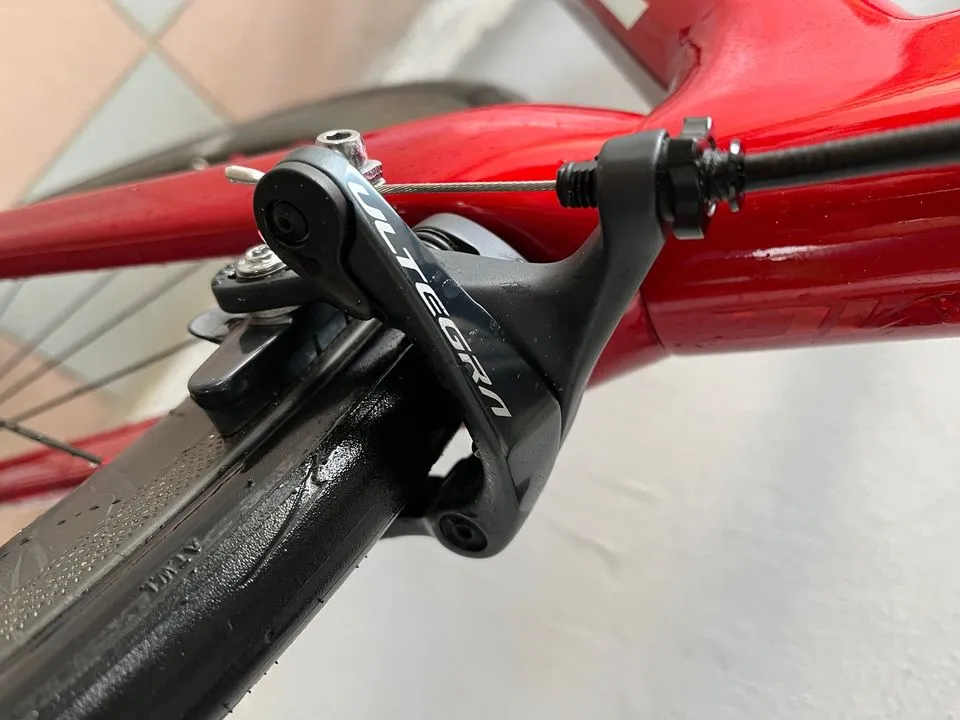 EMC R1.4 Full Ultegra Carbon Road Bike