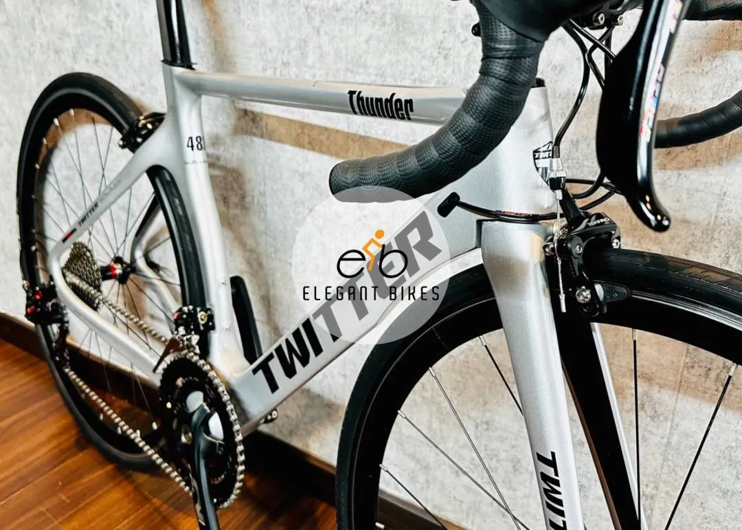 TWITTER THUNDER RS 11 SPEED CARBON FRAME AERO