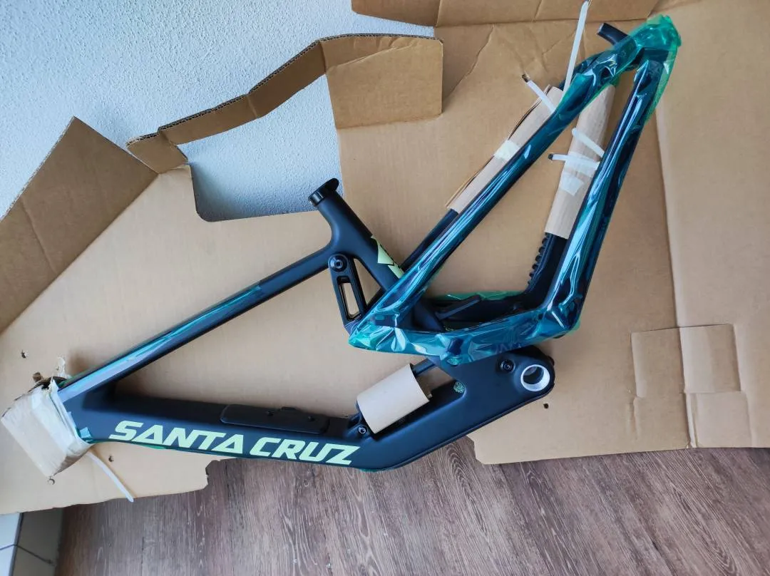 New FRAME : 2023 Bronson CC Santa Cruz