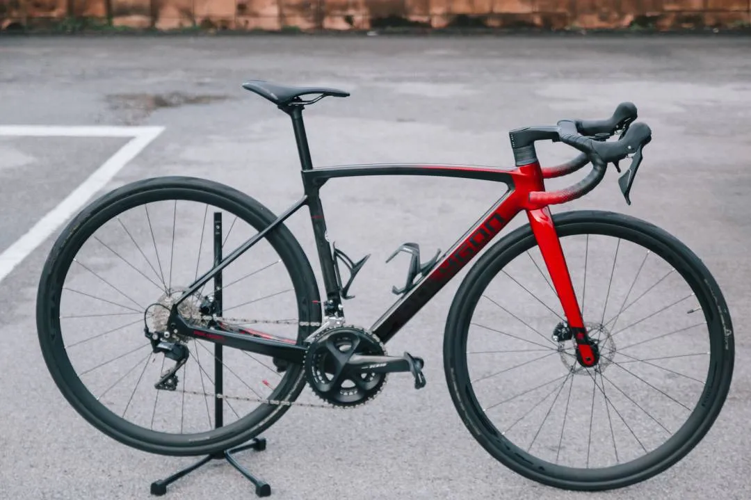 Polygon Strattos S7D with 50mm Carbon wheelset