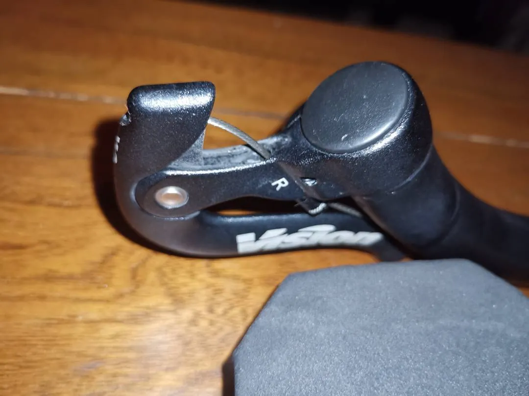 Vision Trimax alloy triathlon cockpit setup