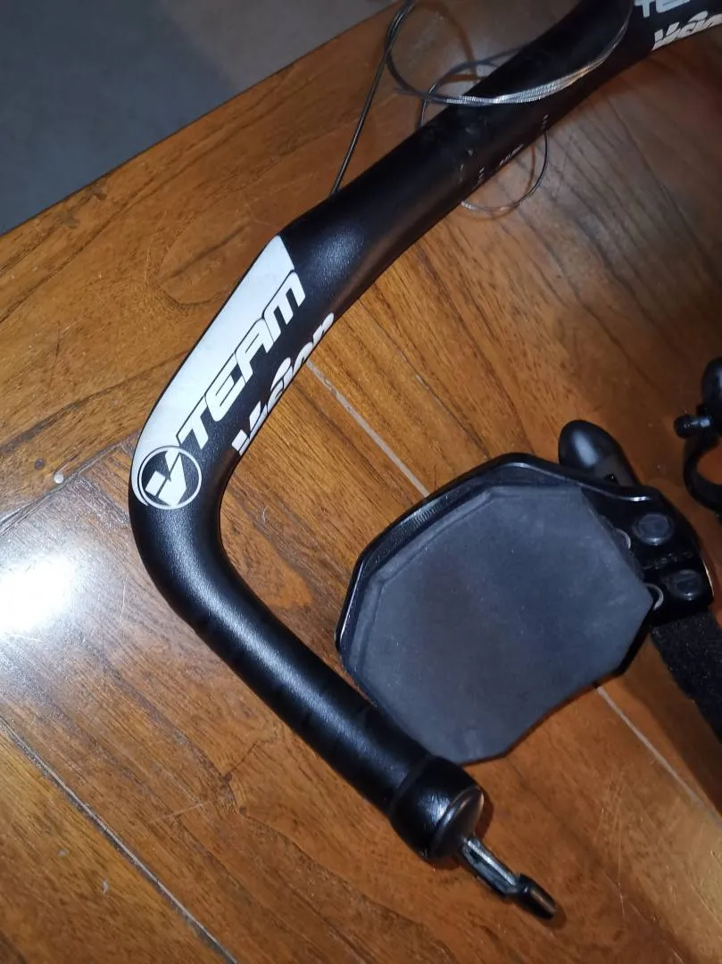 Vision Trimax alloy triathlon cockpit setup