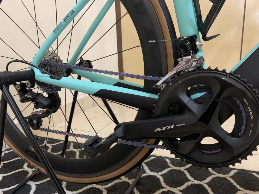 Road Bike Alcott Silhouette