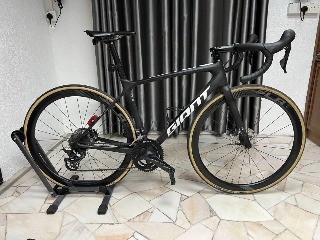 Giant TCR road bike