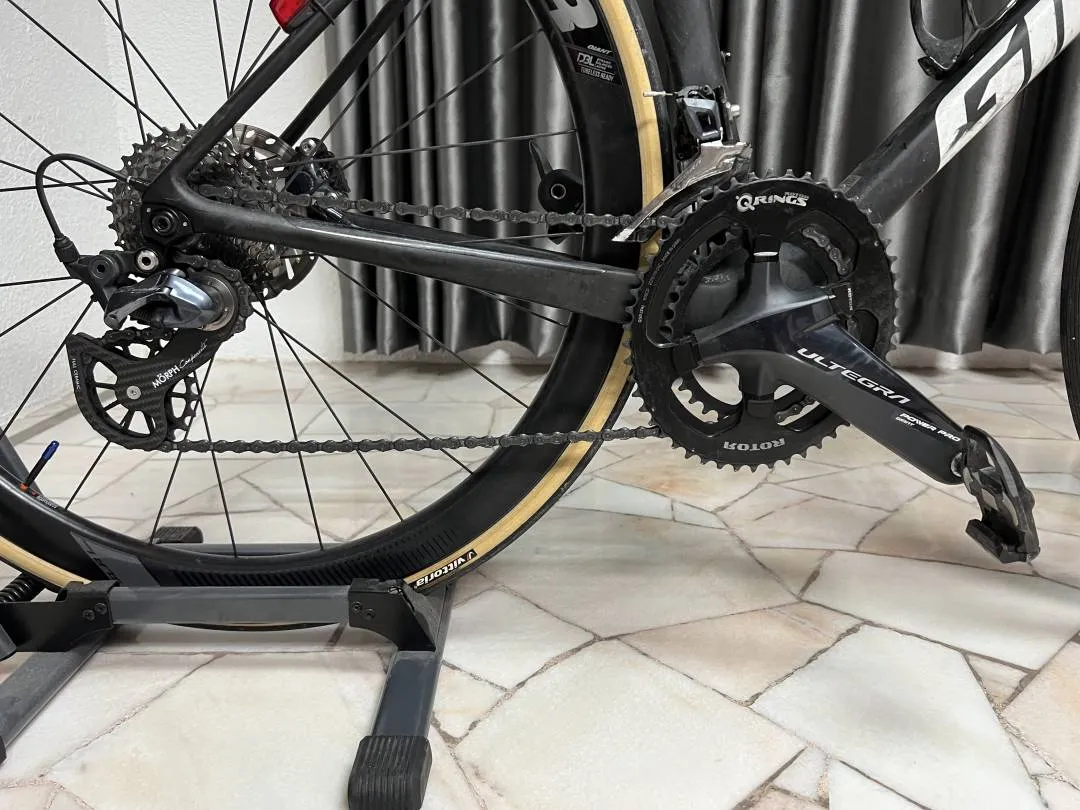 Giant TCR road bike