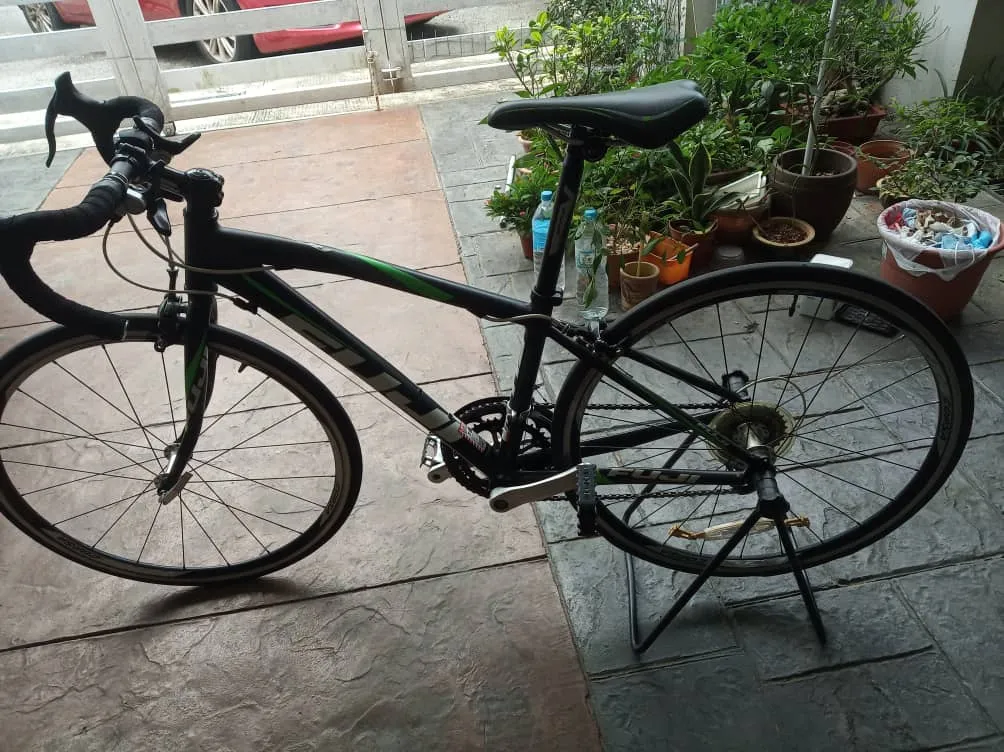 Junior Fuji Road Bike - Ace 650C