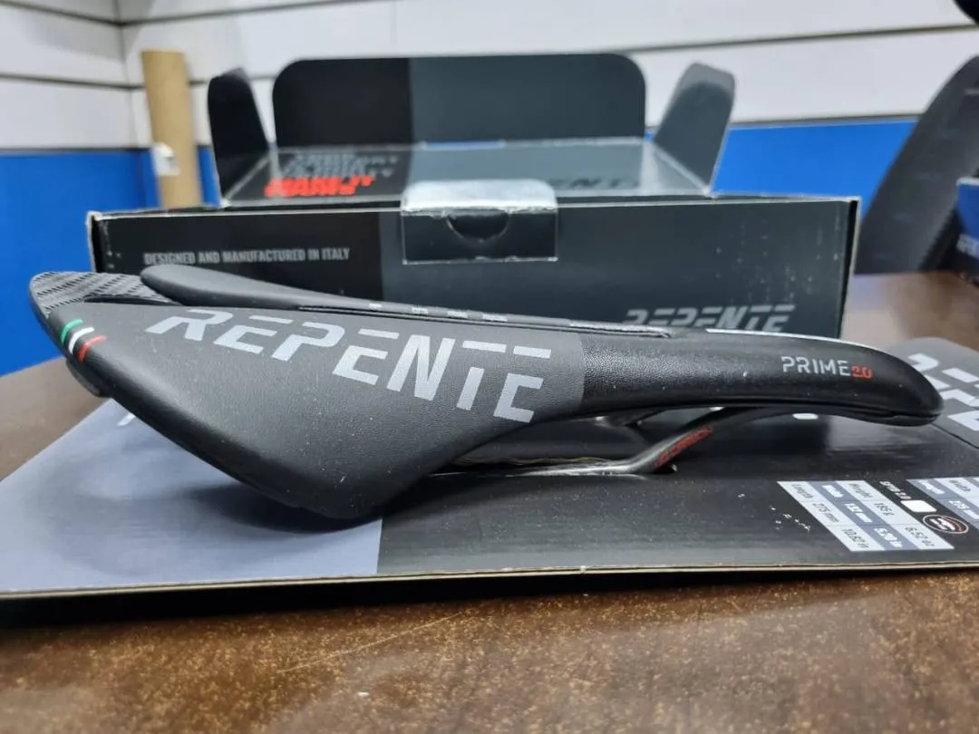 Repente Prime 2.0 Carbon Saddle (142mm) Brand New !!!