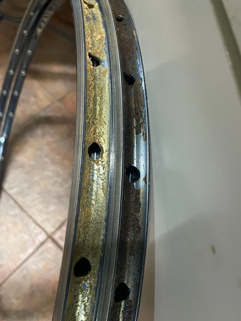 Vintage 700c Ambrosio Excellence tubular