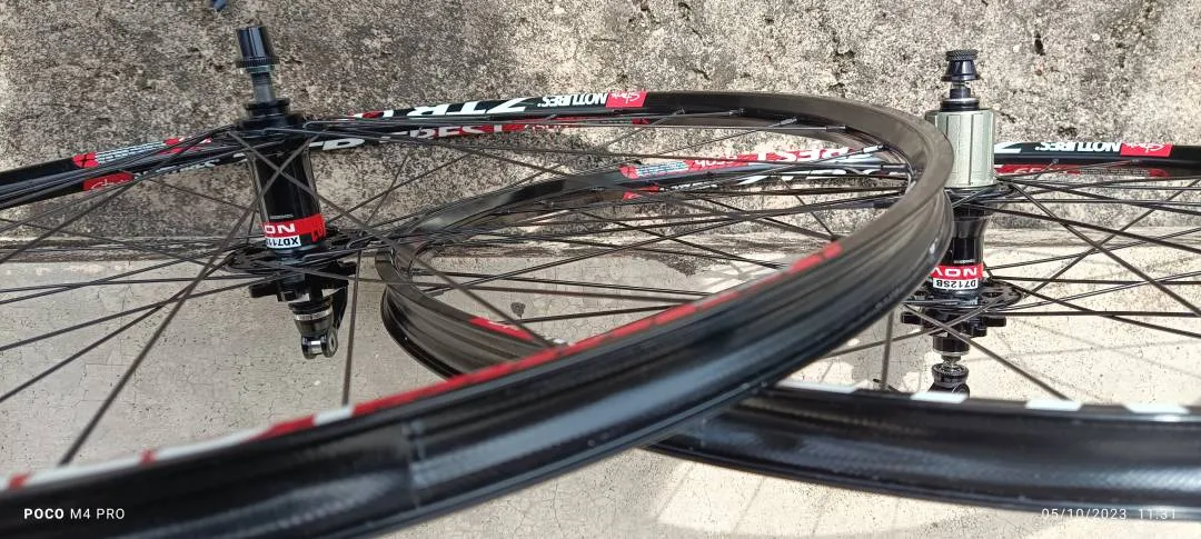 2ndhd 27.5 MTB Wheelset. ZTR Crest + Novatec D771 Hubset
