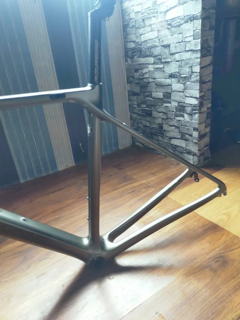 frame carbon