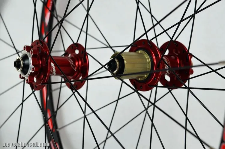 Pasak R35 700C disc brake lightweight wheelset roadbike clincher road rims [RED]