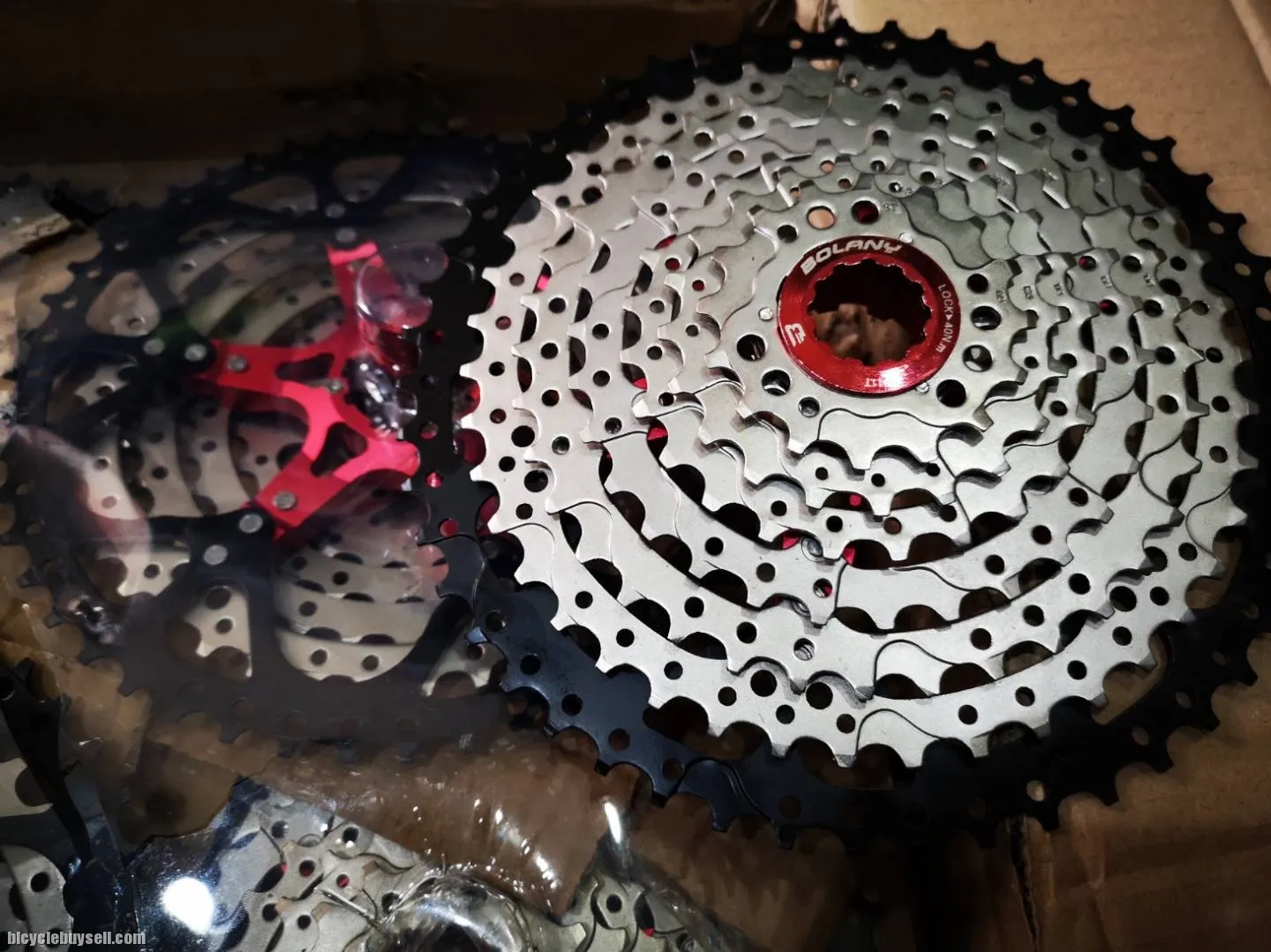 BOLANY CASSETTE 9 SPEED 11-50T KMC silver chain