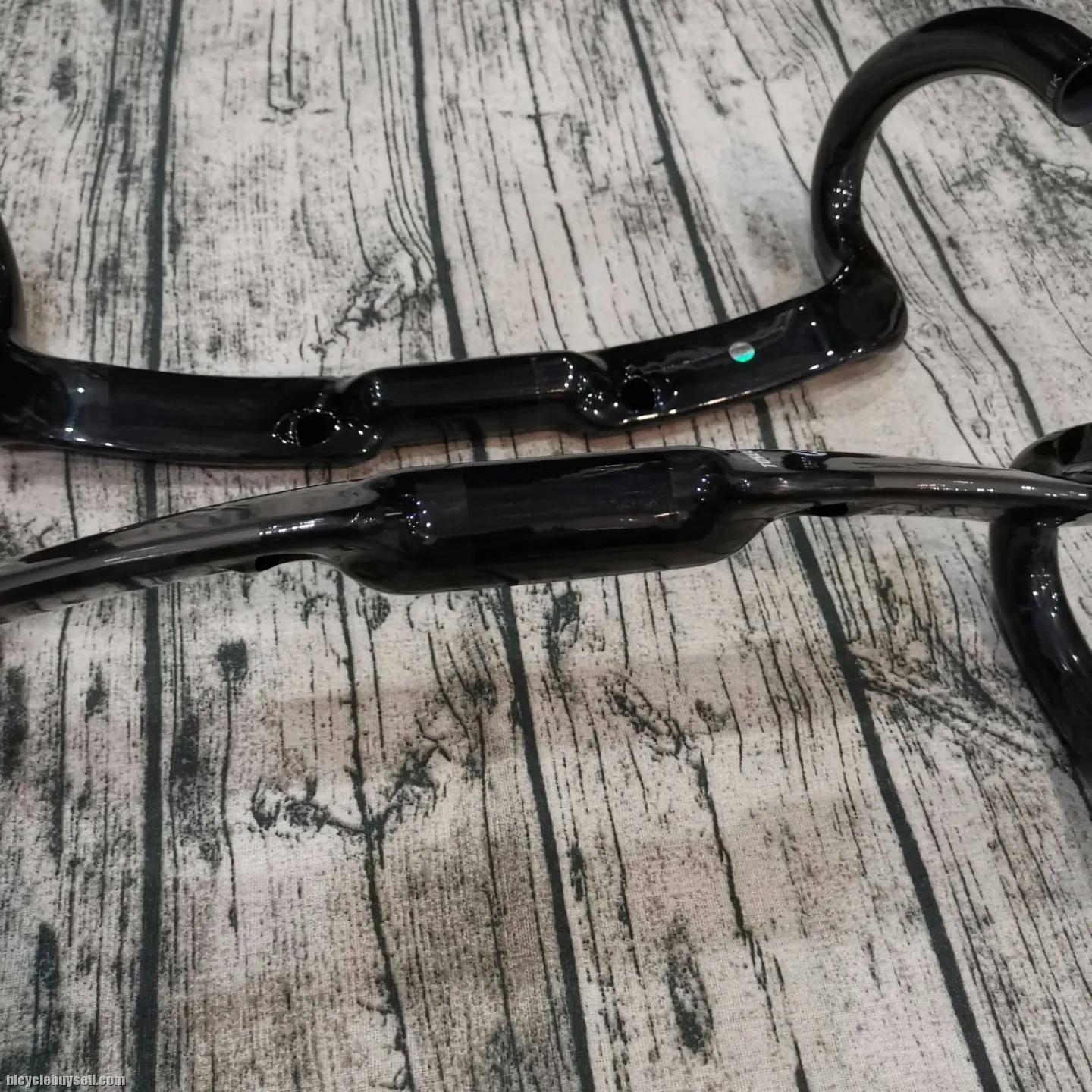 ORIGINAL TOSEEK CARBON AERO + ROUND T800 ROAD HANDLEBAR DROPBAR ROAD GLOSSY â€‹â€‹â€‹â€‹â€‹â€‹â€‹INTERNAL ROUTING