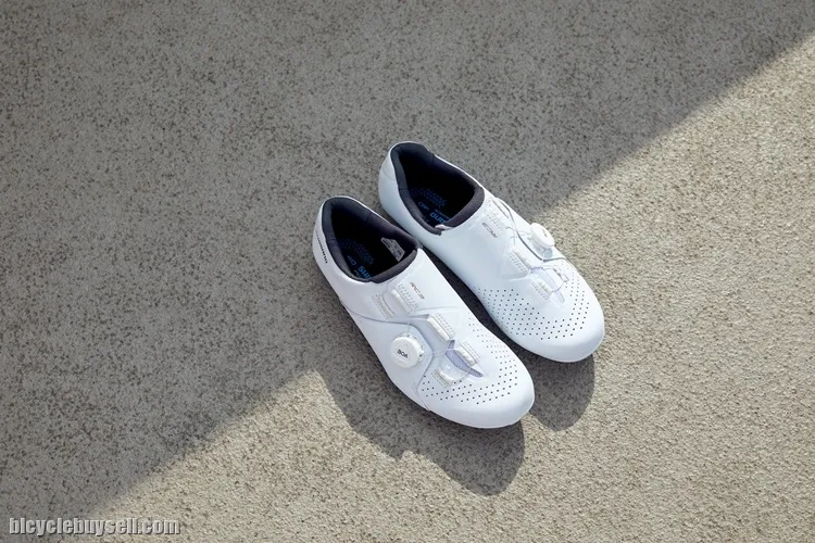 Shimano RC3 Road Cycling Shoes - Men's RC300 BOA L6