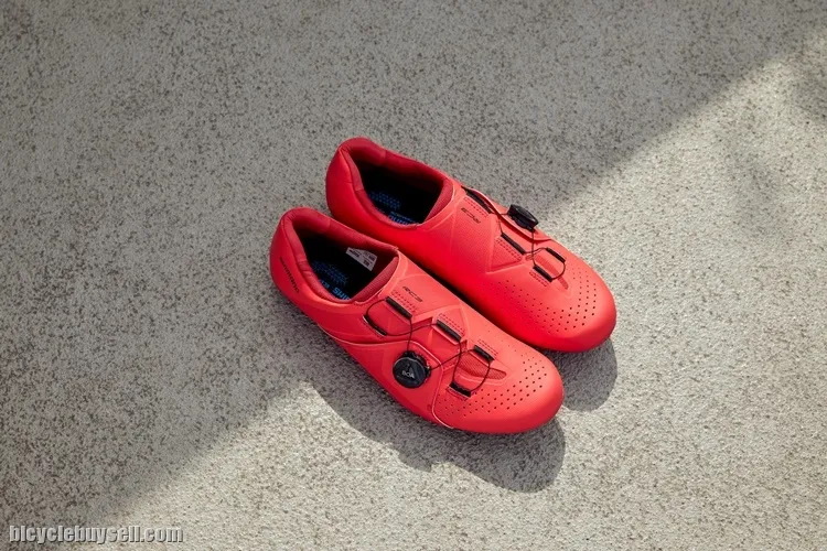 Shimano RC3 Road Cycling Shoes - Men's RC300 BOA L6