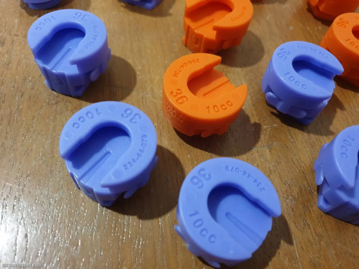 Fox 36 Rhythm and Float air volume spacer token