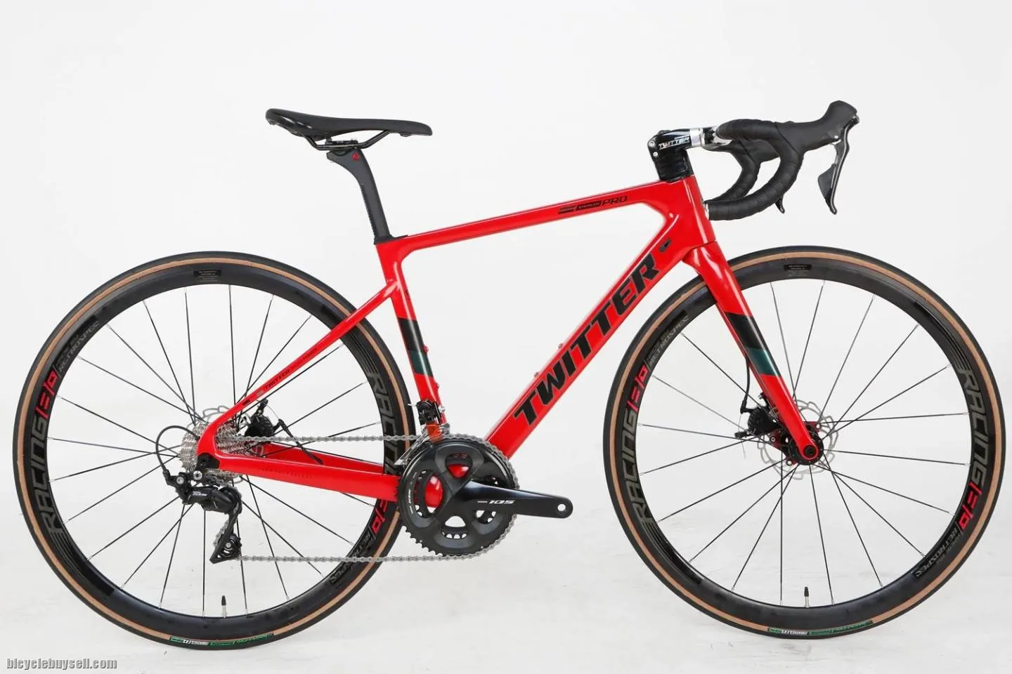 Twitter 2021 Road Bike 22 Speed Hydraulic Disc Brake Road Bike Carbon Frame Fork Wheelset 105 R7000