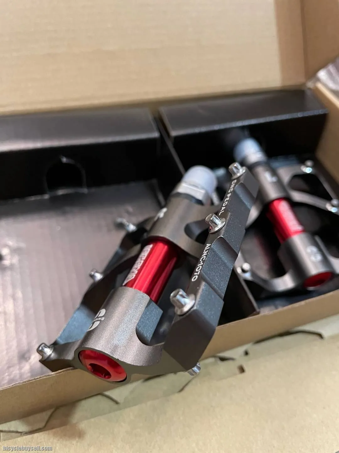 Legend ALNC-1070 Lightweight Pedal Cr-Mo