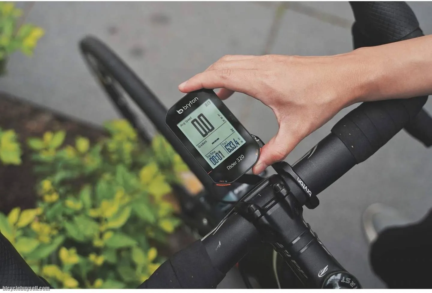 Bryton Cycling Computer Rider 320