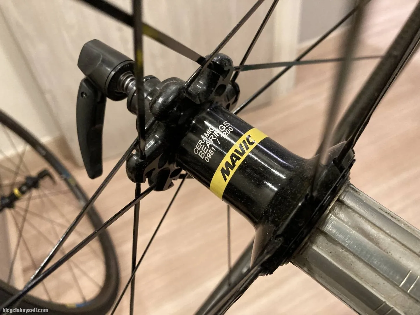 Mavic ksyrium carbon SL haute route ceramic hub wheelset (special edition)