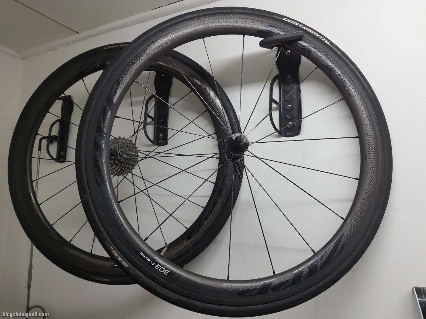 Zipp 303 firecrest clincher (V10)