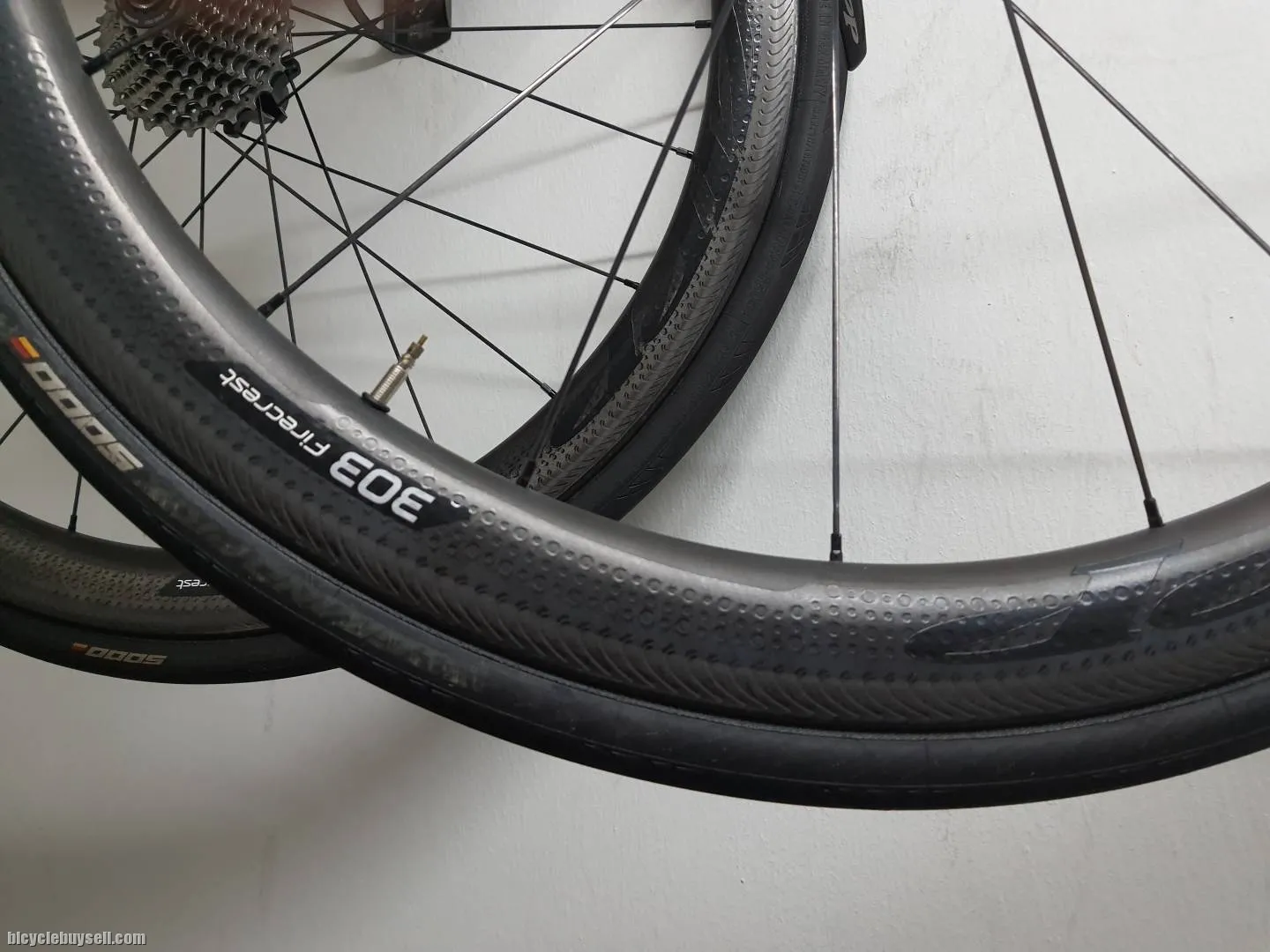 Zipp 303 firecrest clincher (V10)
