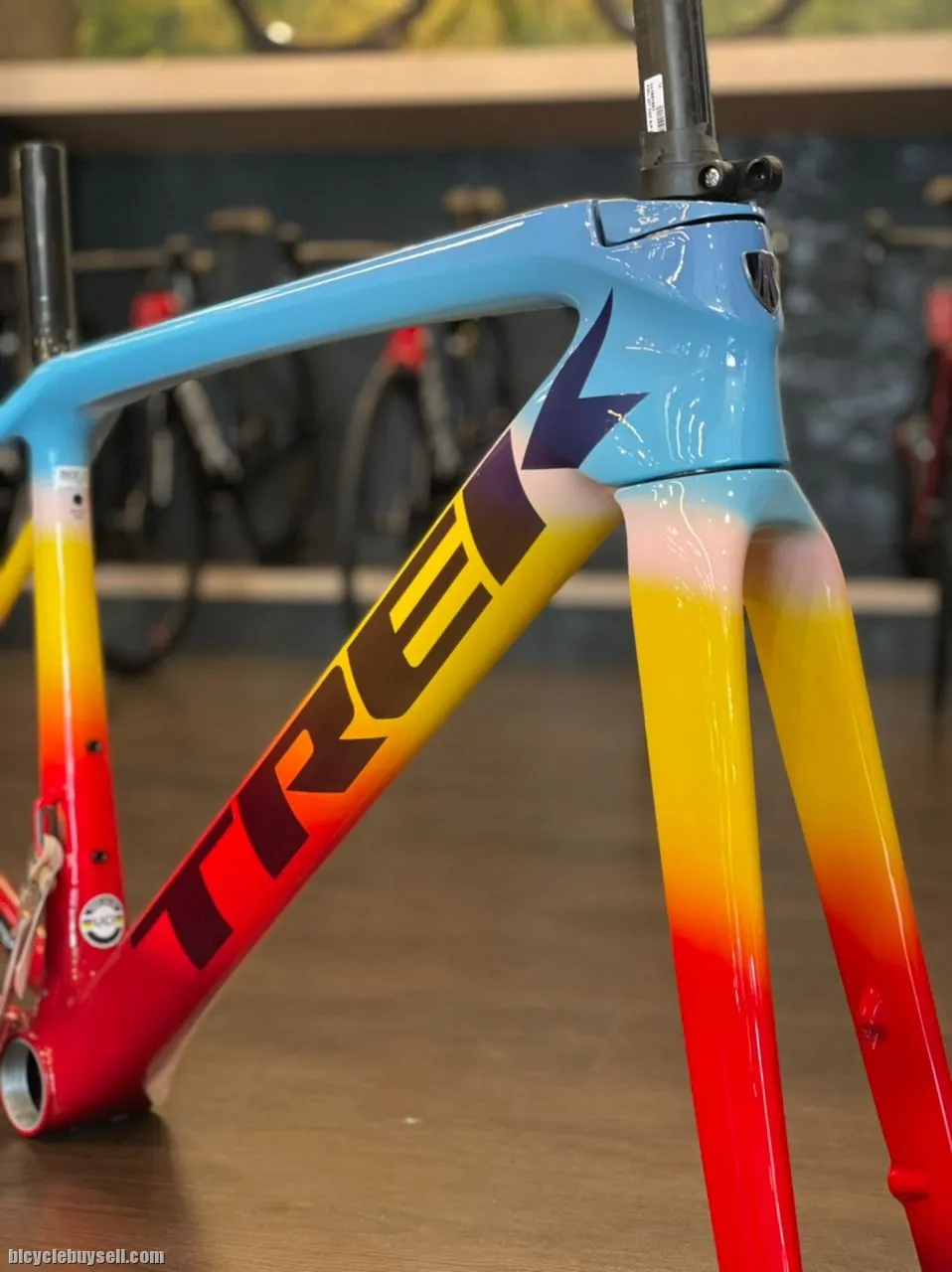 2023 TREK EMONDA SLR DISC PROJECT ONE FRAME SET !
