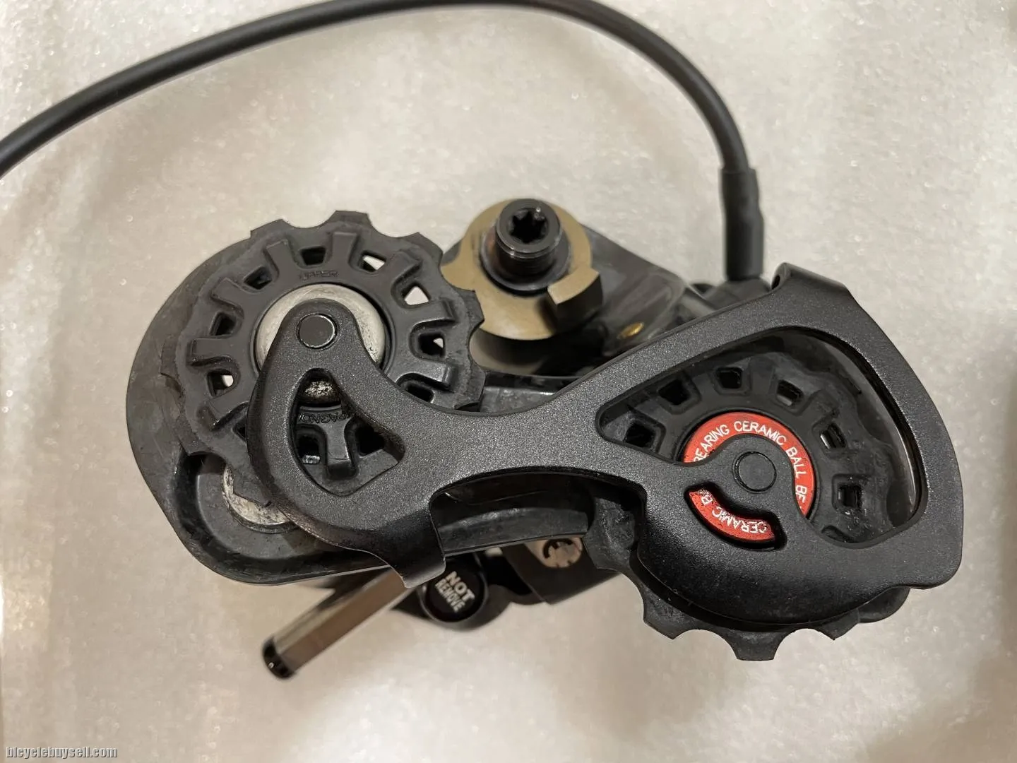 Campagnolo Super Record EPS V2 groupset 11 speed comes with Campagnolo 11s SRM Crankset
