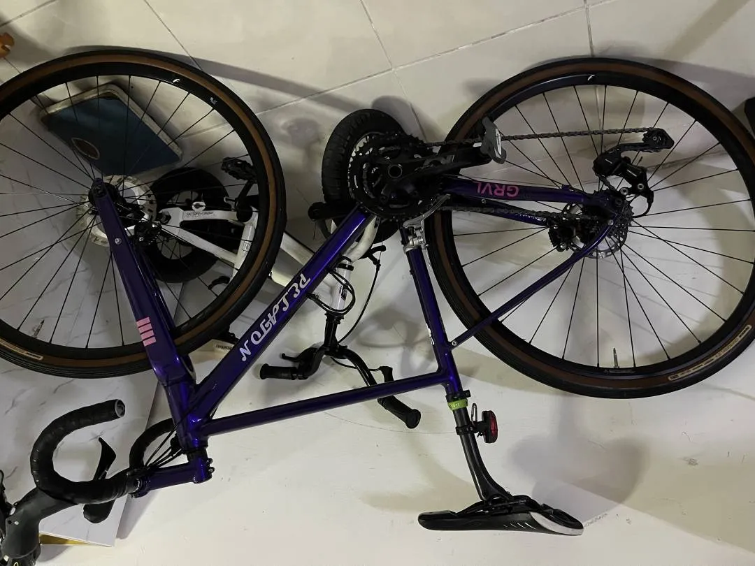 Custom Gravel Bike
