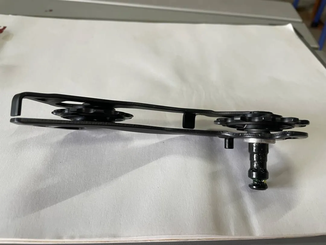 (NEW) Shimano ULTEGRA R8000 Rear Derailluer GS Cage - Cage &amp; Pulleys : RM110