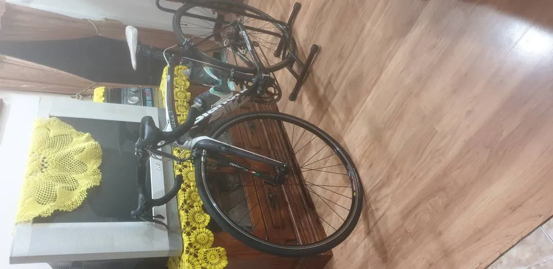 Bianchi Oltre Superlegerra Special Edition