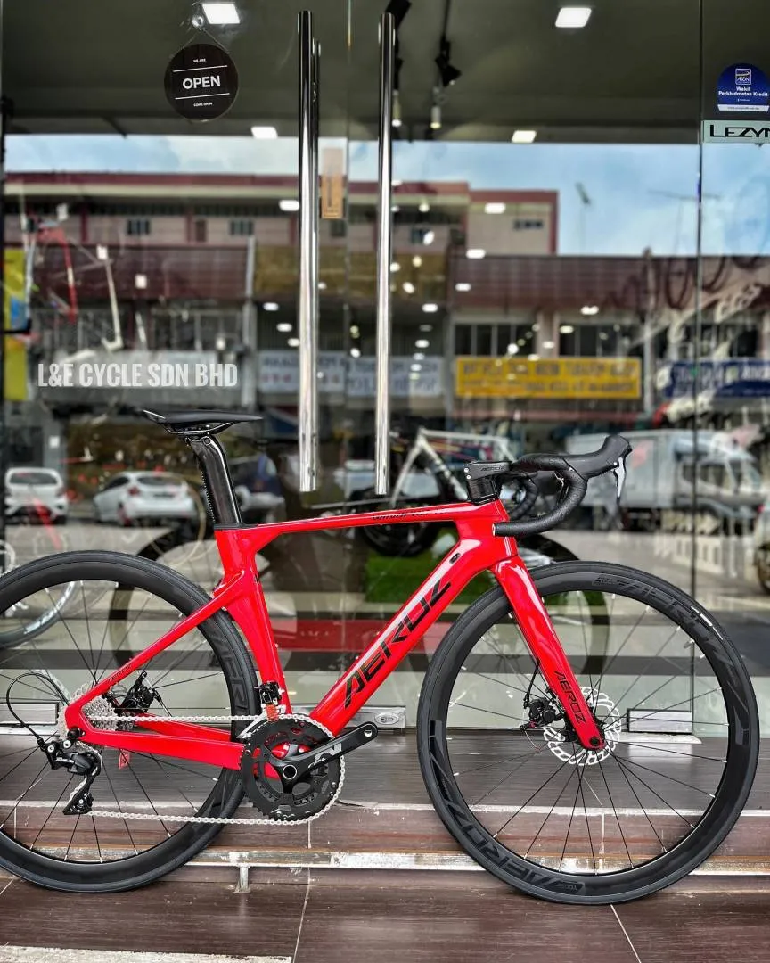 AEROZ Windpro 3.0 Disc Carbon Road Bike (Shimano 105)